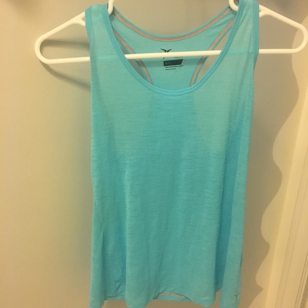 blue workout tank top